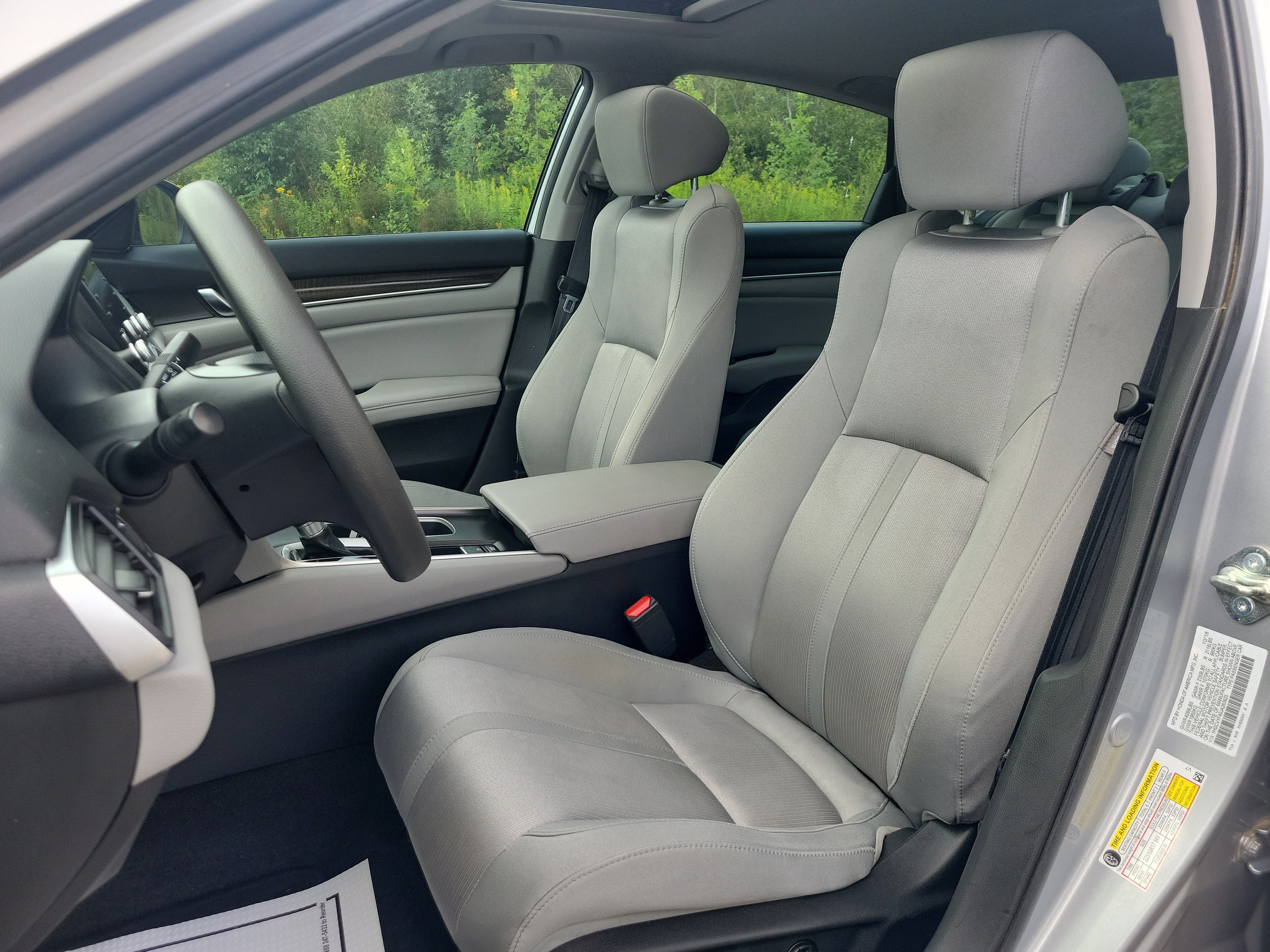 Used 2018 Honda Accord EX image 14