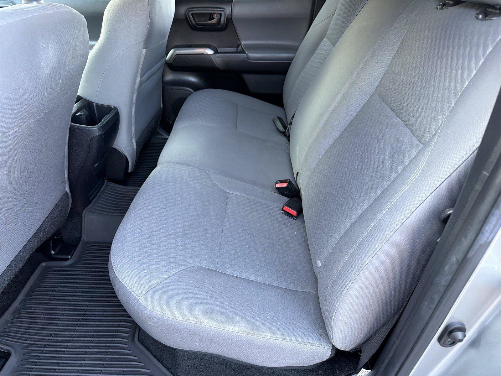 Used 2022 Toyota Tacoma SR5 w/ Technology Package RWD image 19