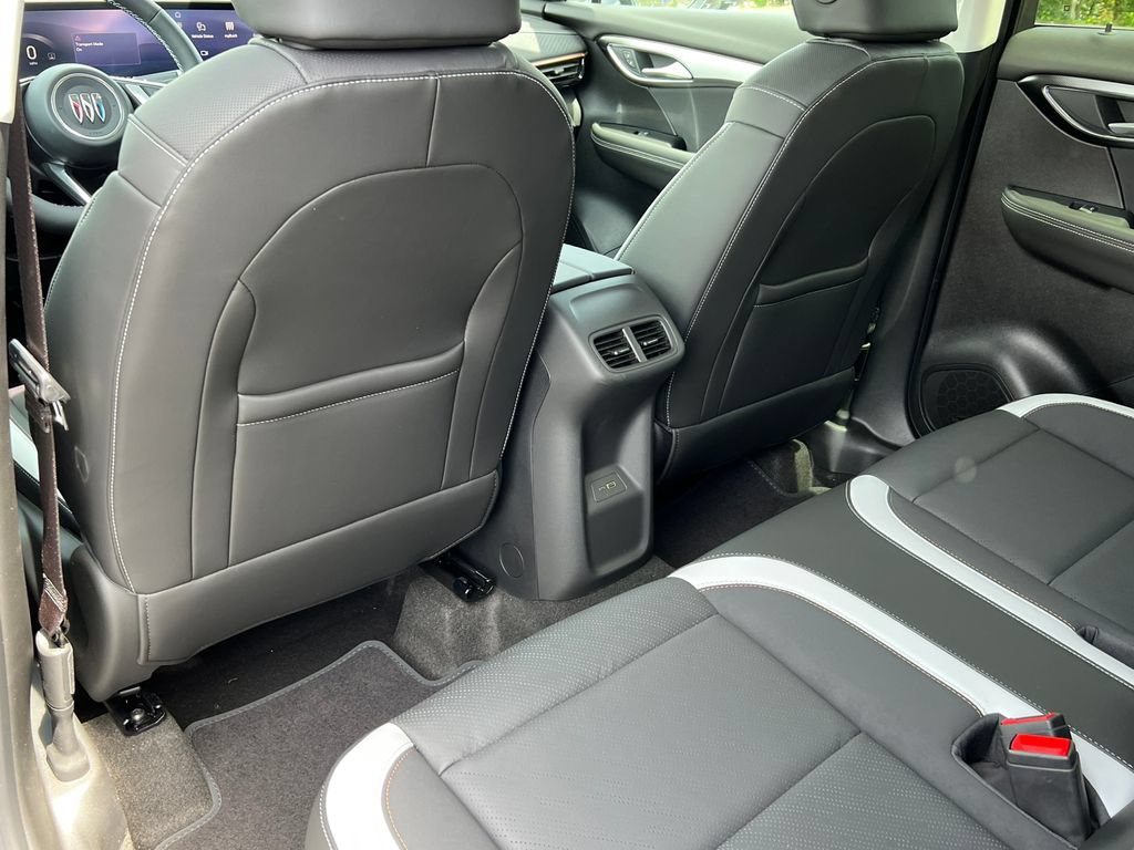 New 2026 Buick Envision Sport Touring AWD/4WD image 31