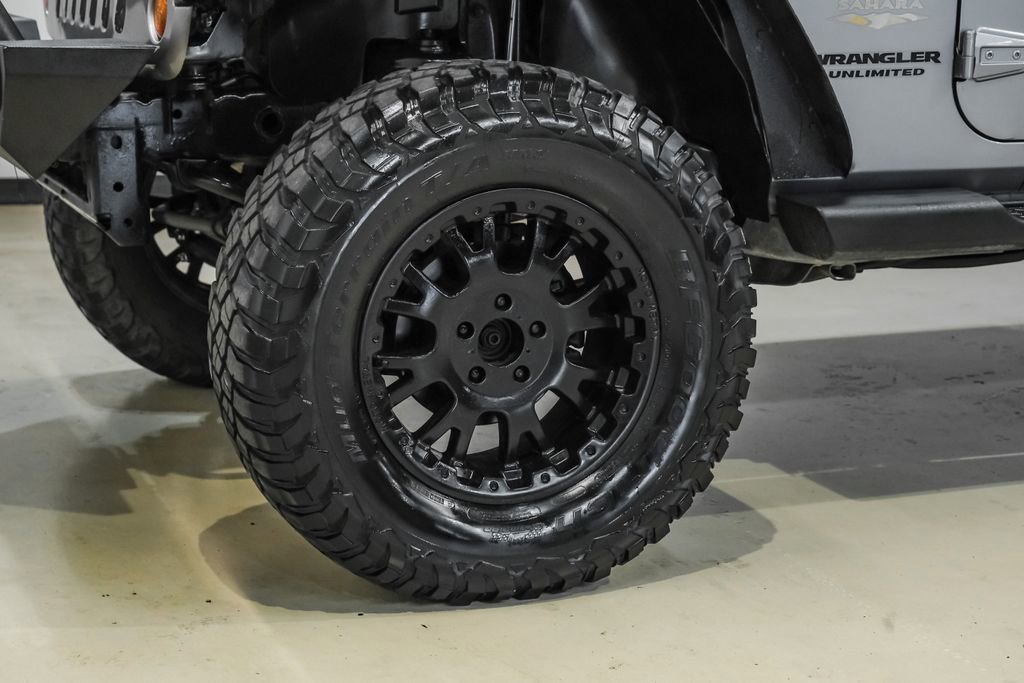 Used 2013 Jeep Wrangler Unlimited Sahara AWD/4WD image 55