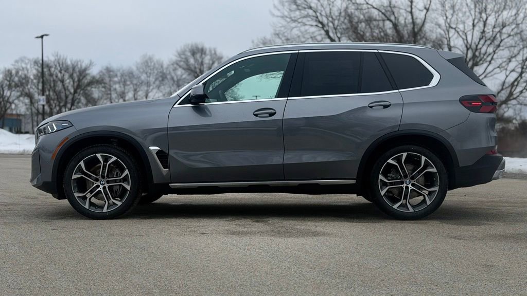 New 2026 BMW X5 xDrive40i image 2