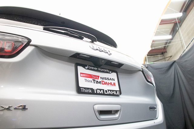 Used 2024 Jeep Compass Latitude image 13