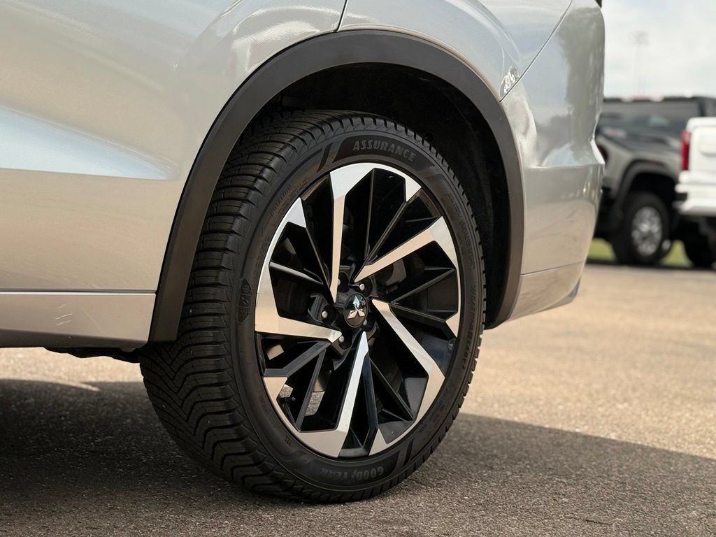 Used 2022 Mitsubishi Outlander SEL AWD/4WD image 42