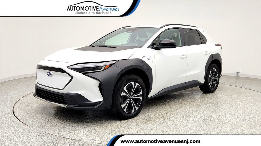 Used 2024 Subaru Solterra image 1