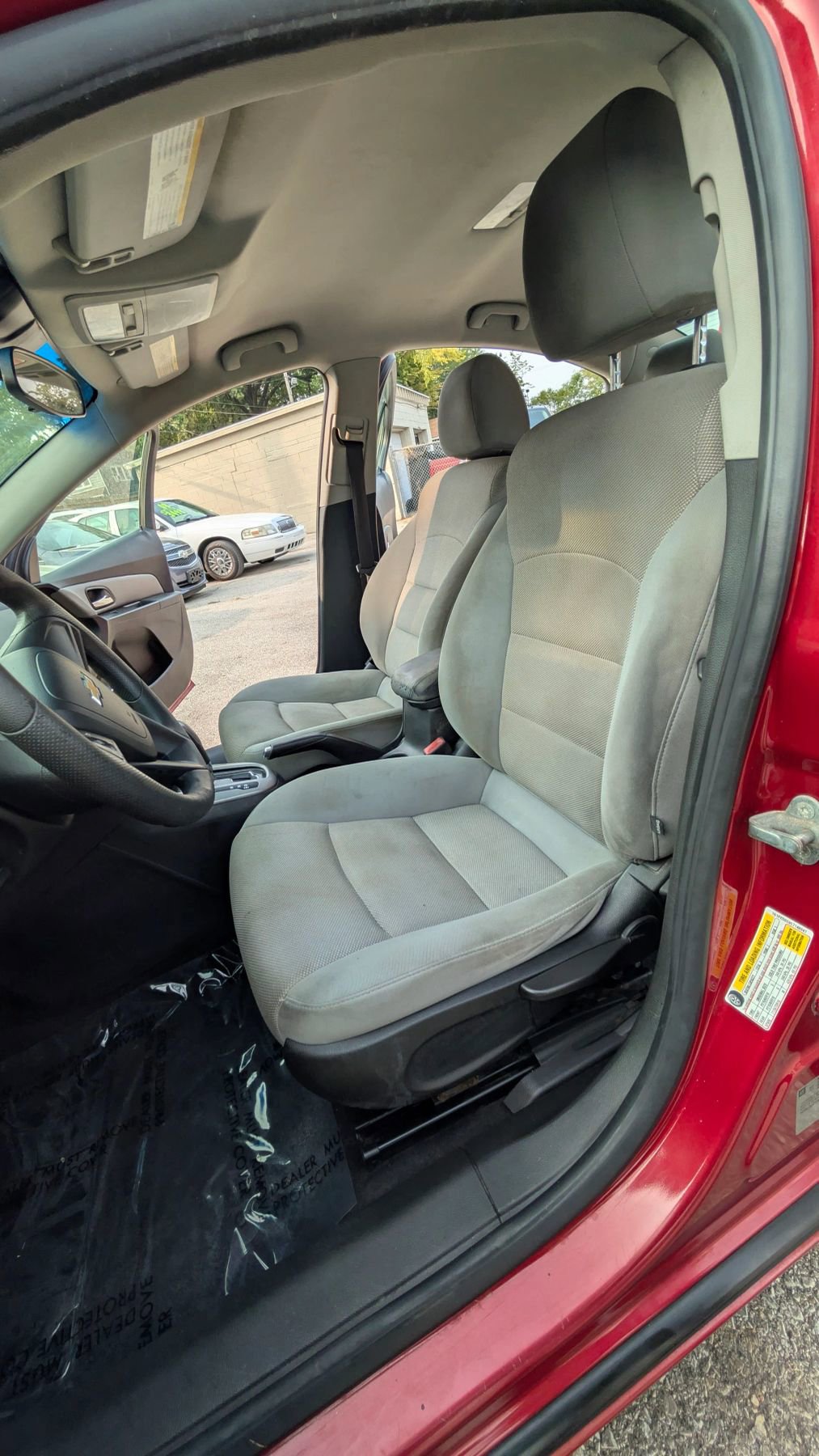 Used 2012 Chevrolet Cruze LT image 10