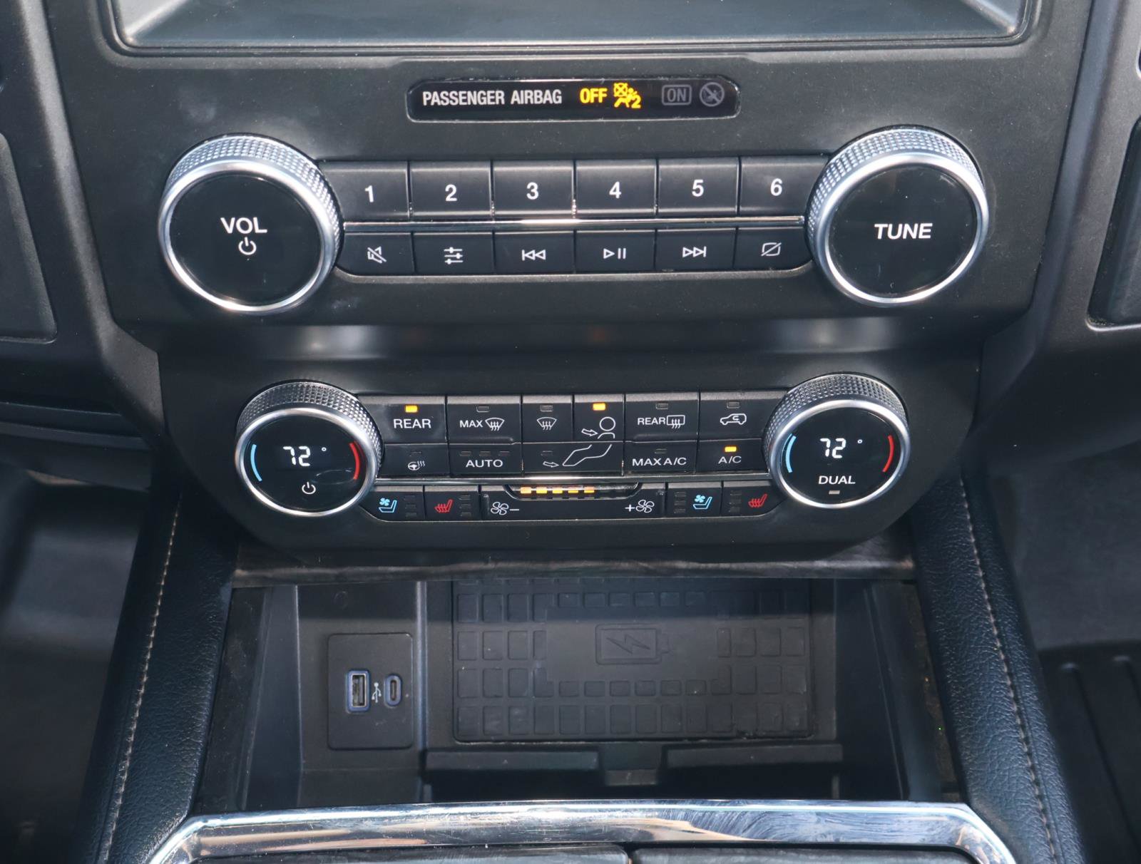 Used 2020 Ford Expedition Max Limited RWD image 27