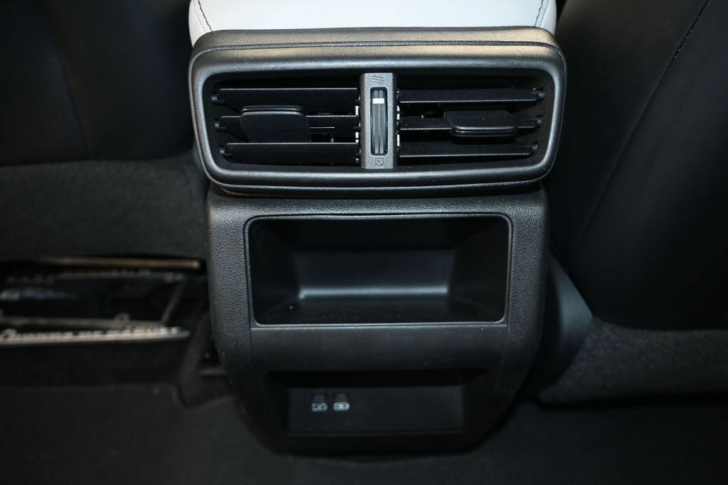 Used 2024 Honda Prologue Touring image 11