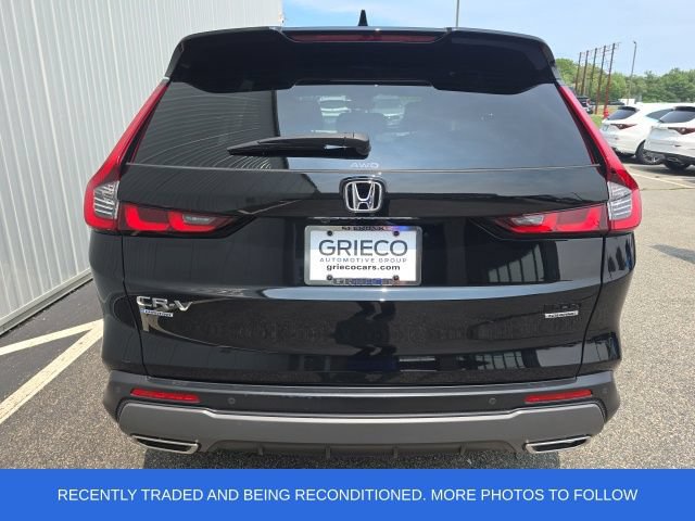 Used 2025 Honda CR-V Sport Touring image 6