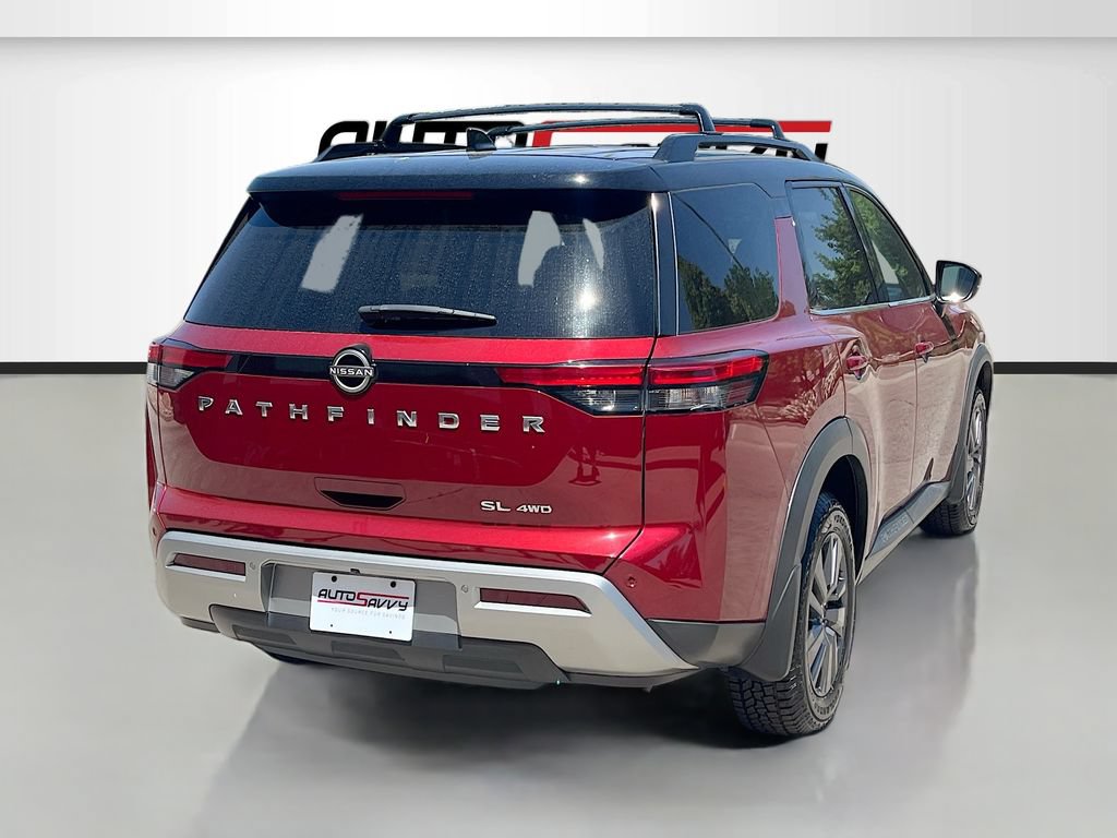 Used 2022 Nissan Pathfinder SL AWD/4WD image 7