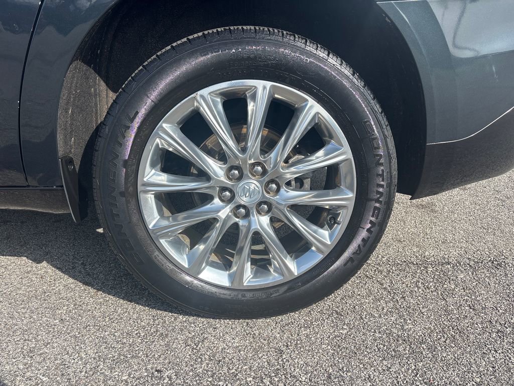 Used 2020 Buick Enclave Essence w/ Sound and Sites Package image 33
