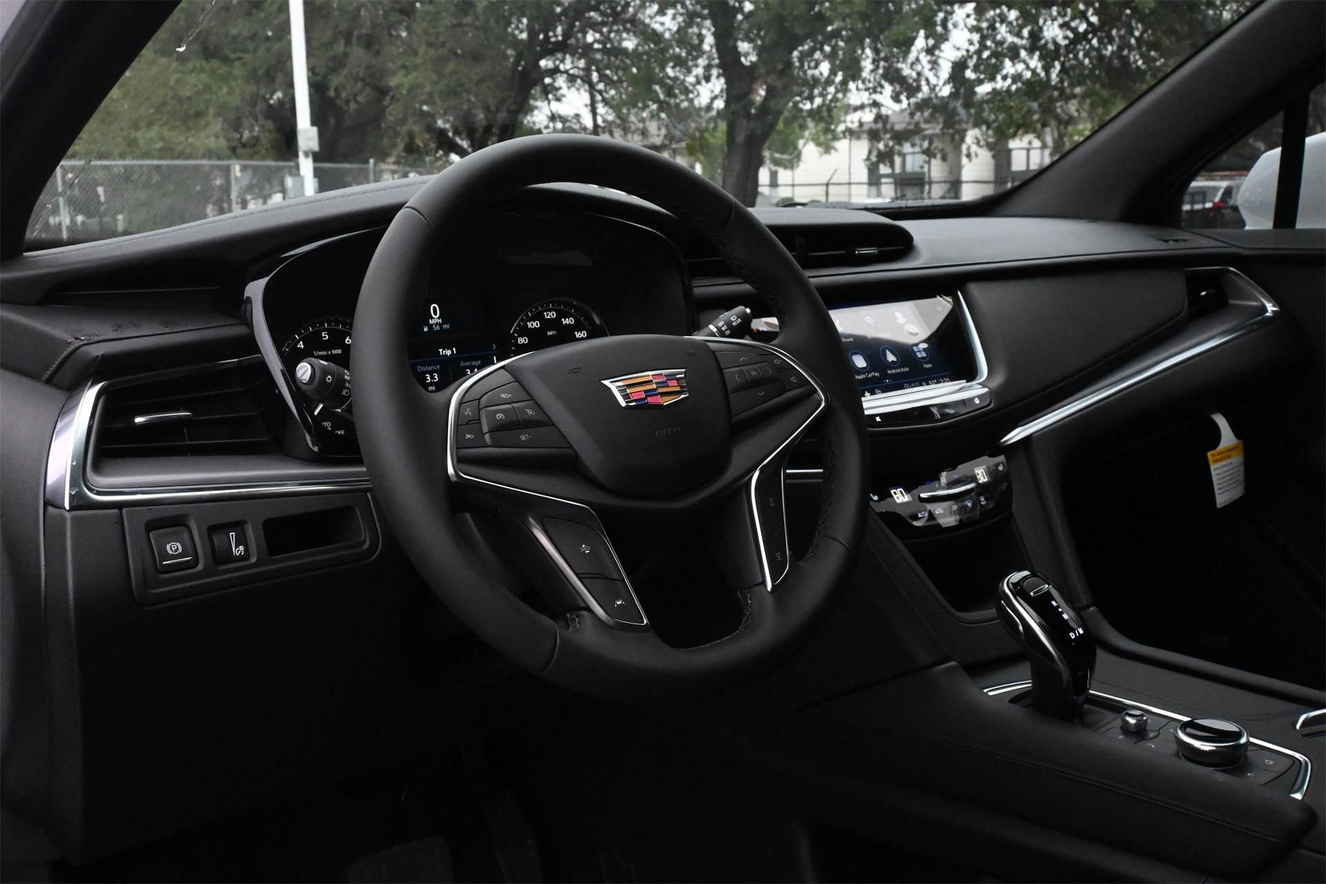 New 2026 Cadillac XT5 Luxury w/ LPO, Floor Liner Package image 17