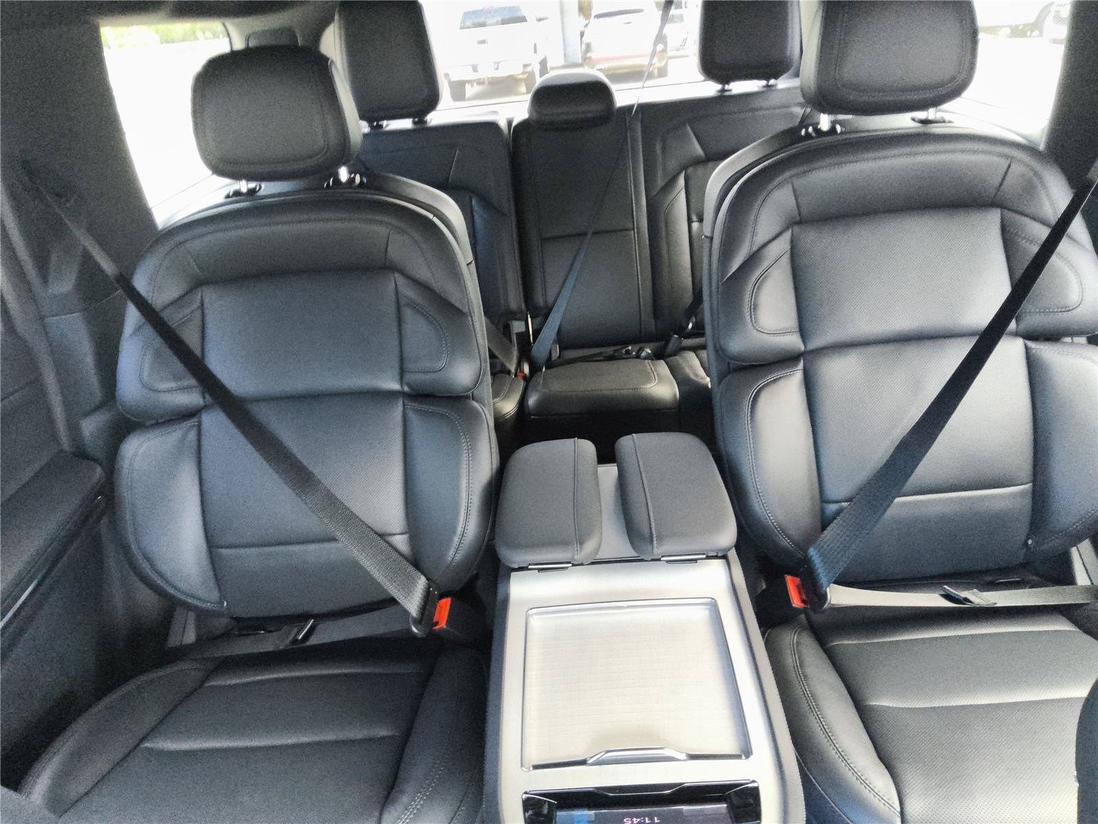 New 2027 Lincoln Navigator Reserve w/ Jet Appearance Package AWD/4WD image 25