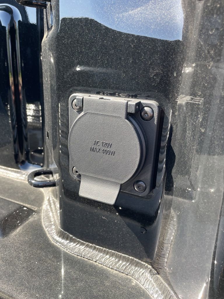 Used 2025 GMC Sierra 1500 Elevation AWD/4WD image 13