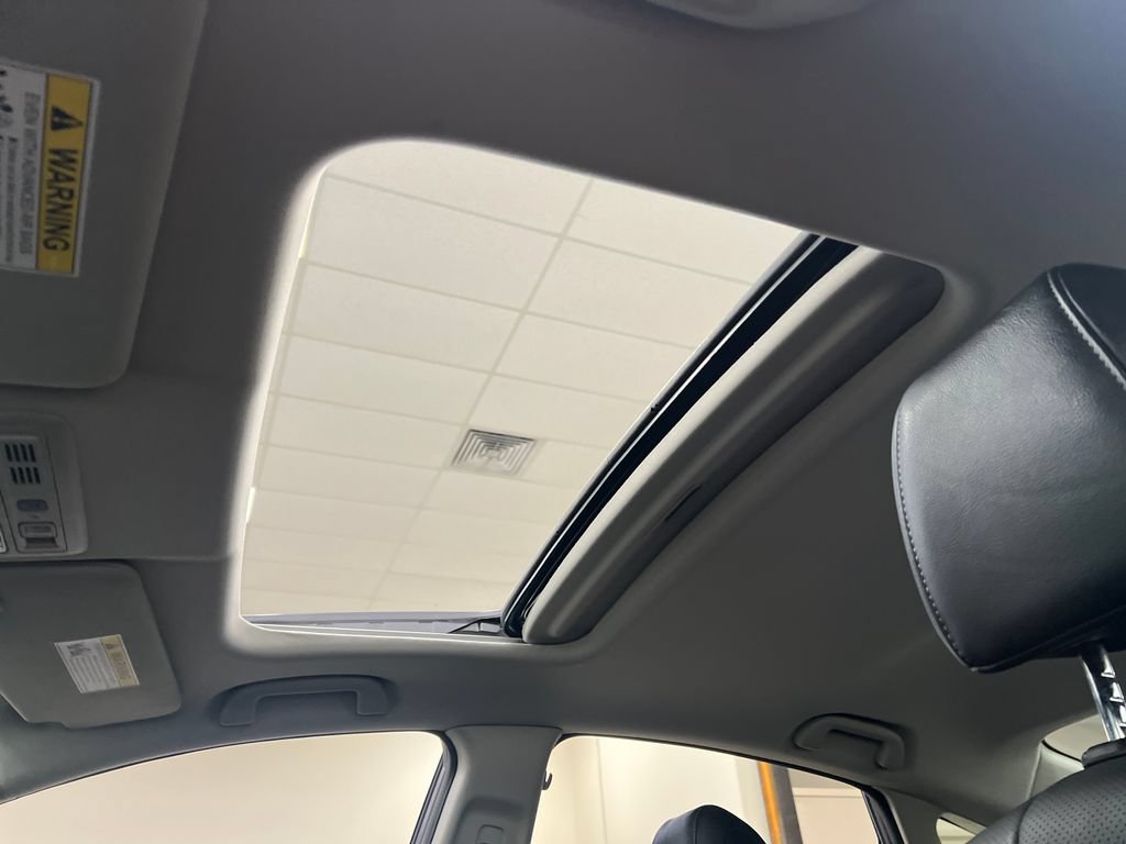Used 2020 Honda Insight Touring image 23