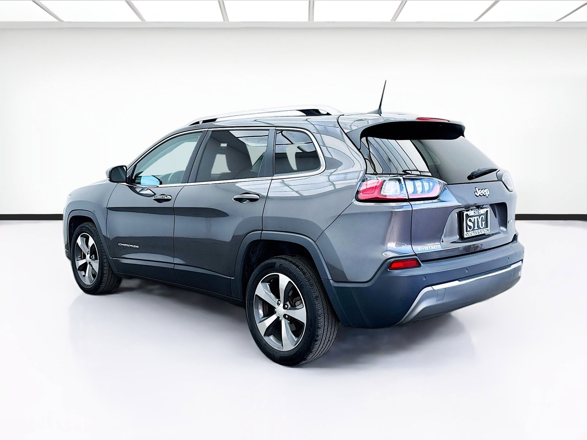 Used 2019 Jeep Cherokee Limited image 6