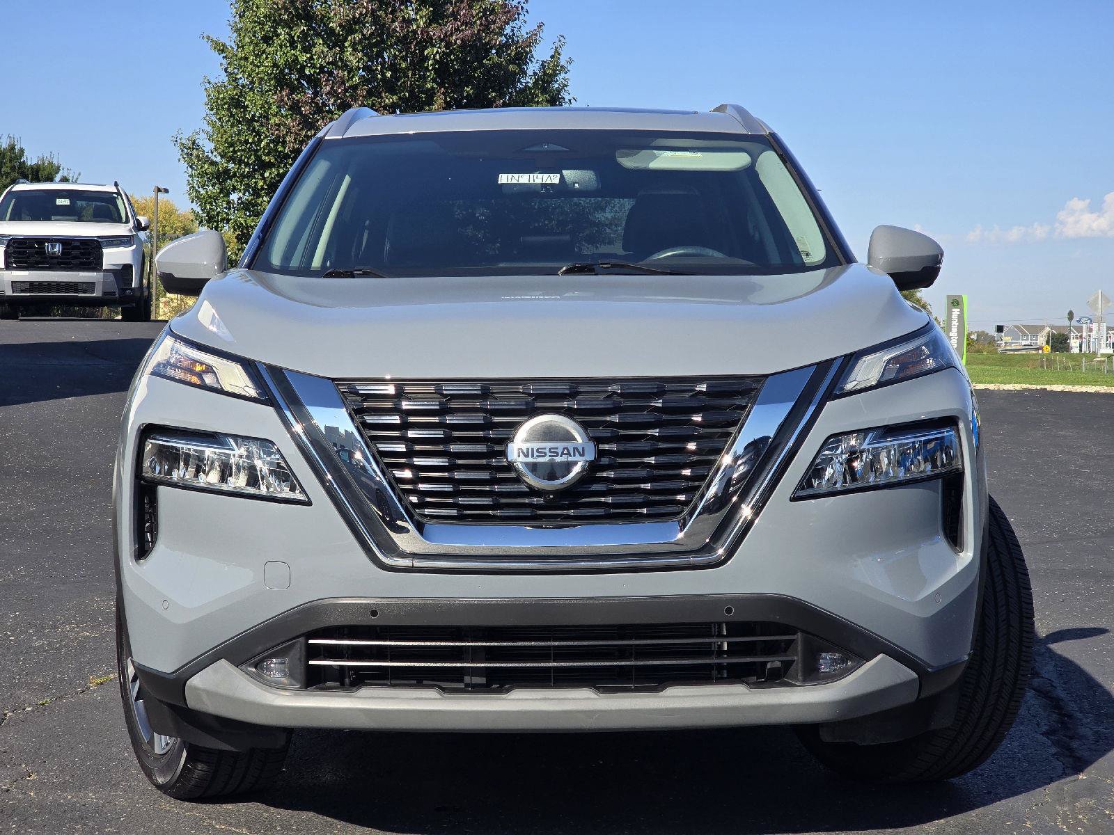 Used 2021 Nissan Rogue SL w/ Premium Package AWD/4WD image 2
