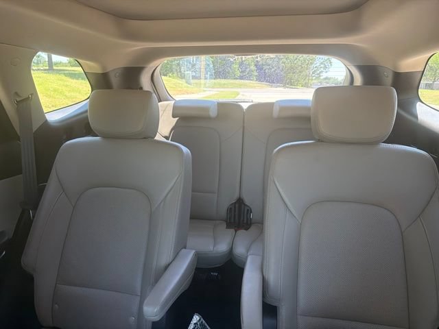 Used 2017 Hyundai Santa Fe Limited FWD image 23