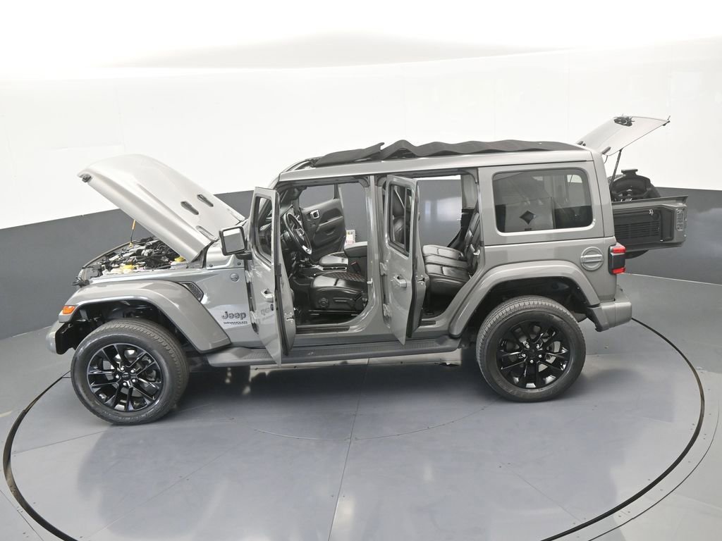 Used 2022 Jeep Wrangler Unlimited Sahara AWD/4WD image 71
