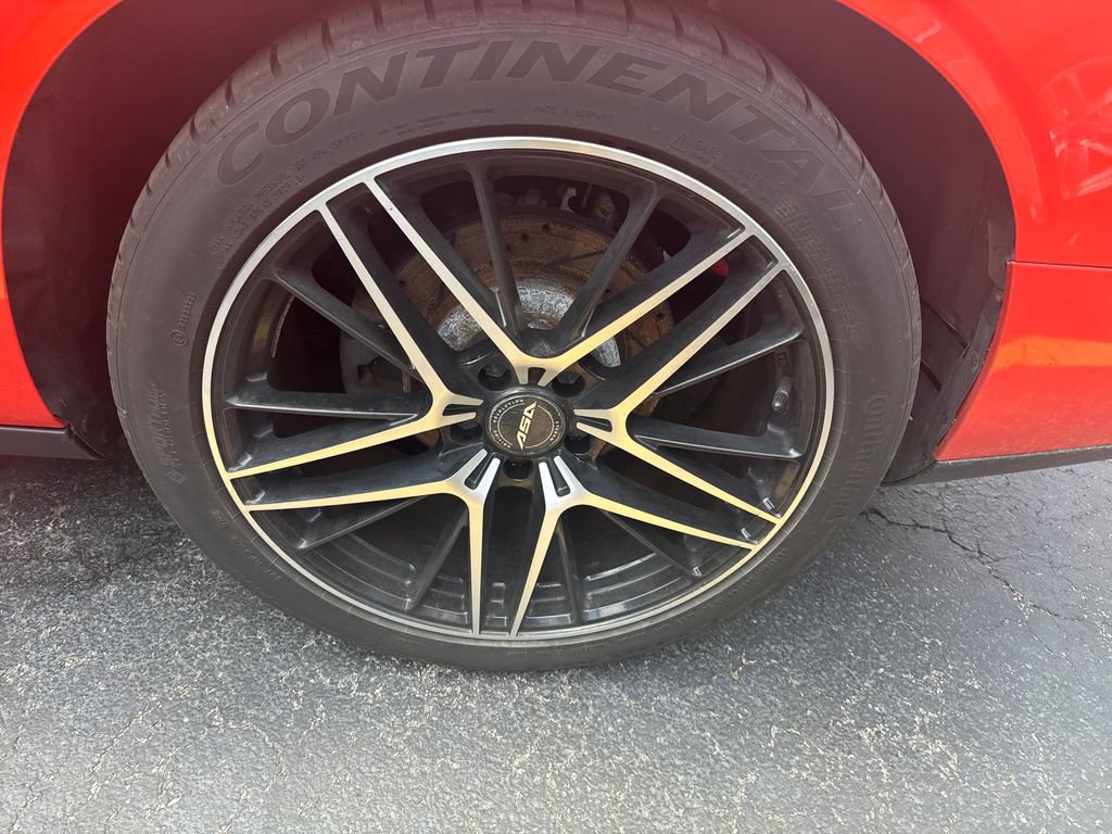 Used 2016 Dodge Challenger R/T Plus RWD image 7