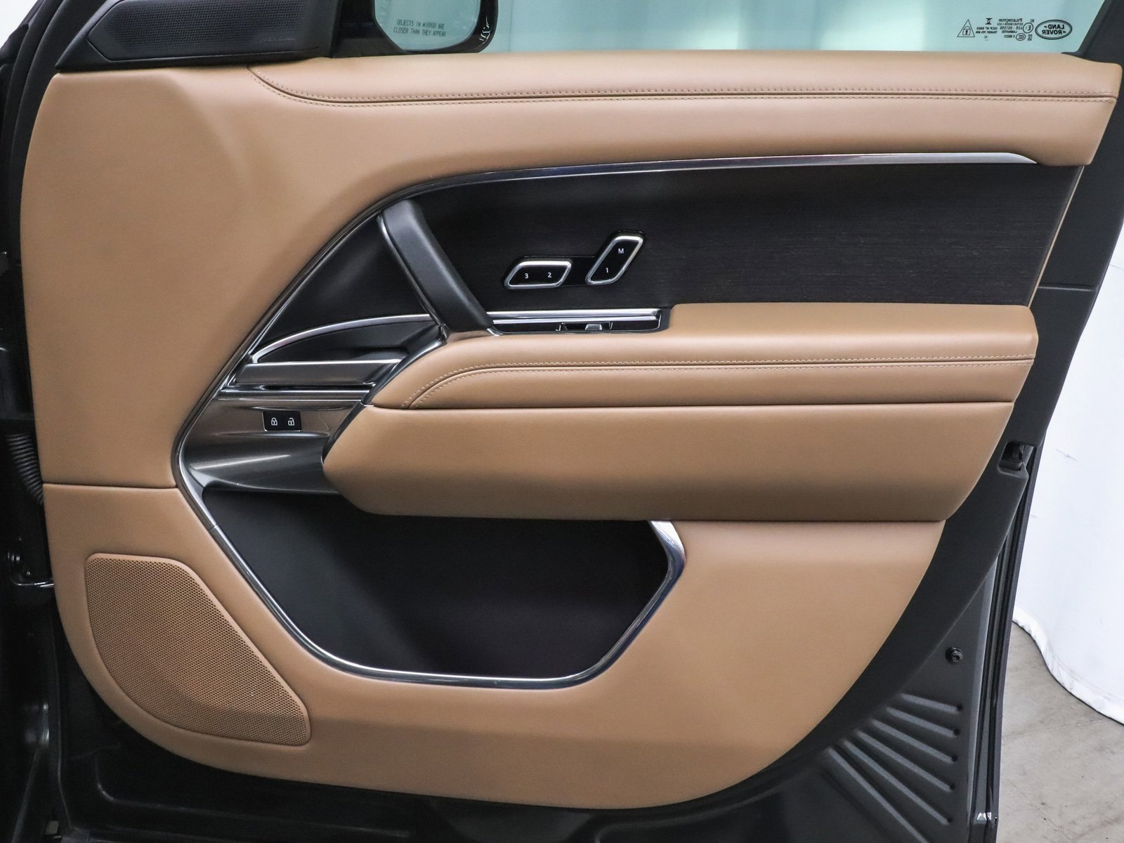 Used 2023 Land Rover Range Rover Long Wheelbase Autobiography image 22