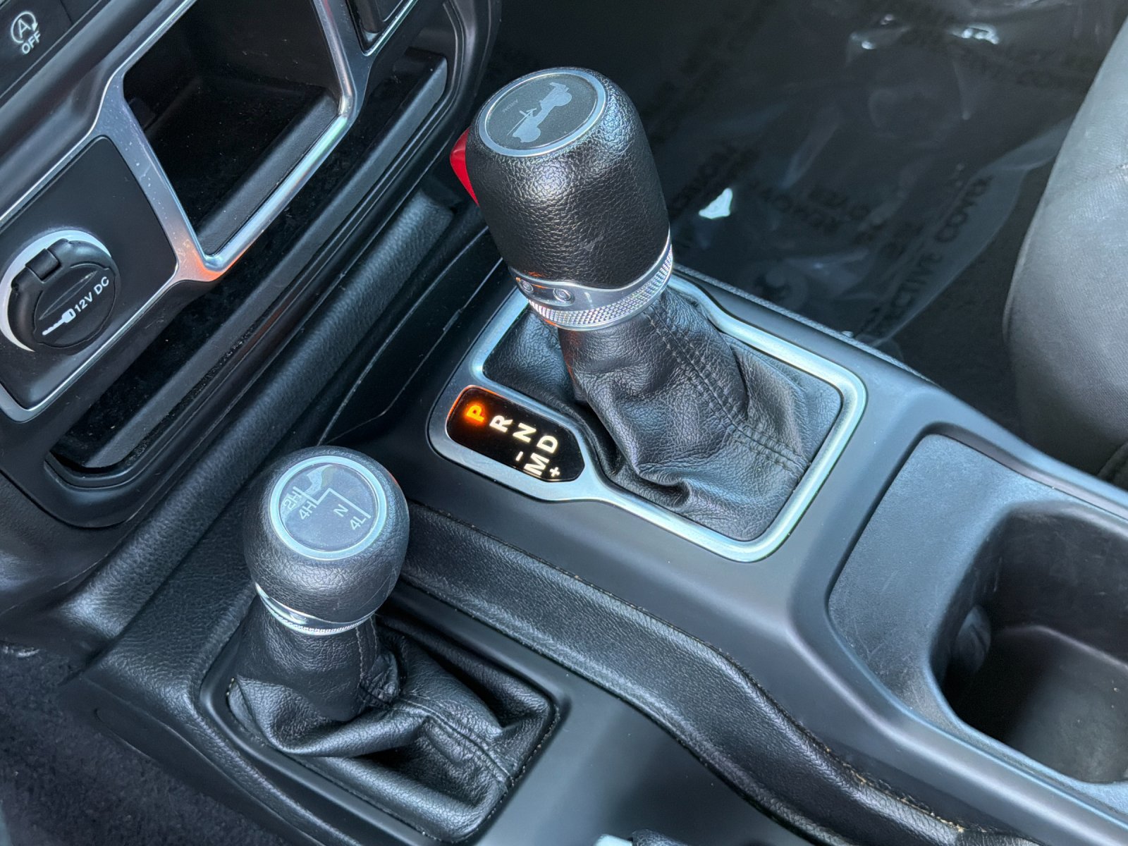 Used 2023 Jeep Wrangler Unlimited Sport AWD/4WD image 24