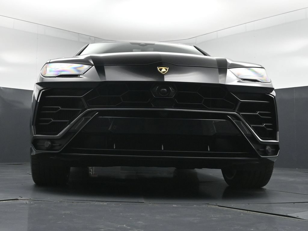 Used 2022 Lamborghini Urus AWD/4WD image 29
