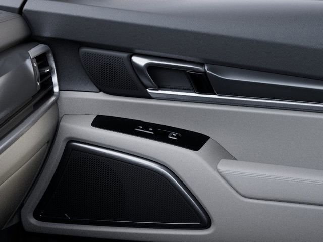 New 2025 Kia Telluride S image 25