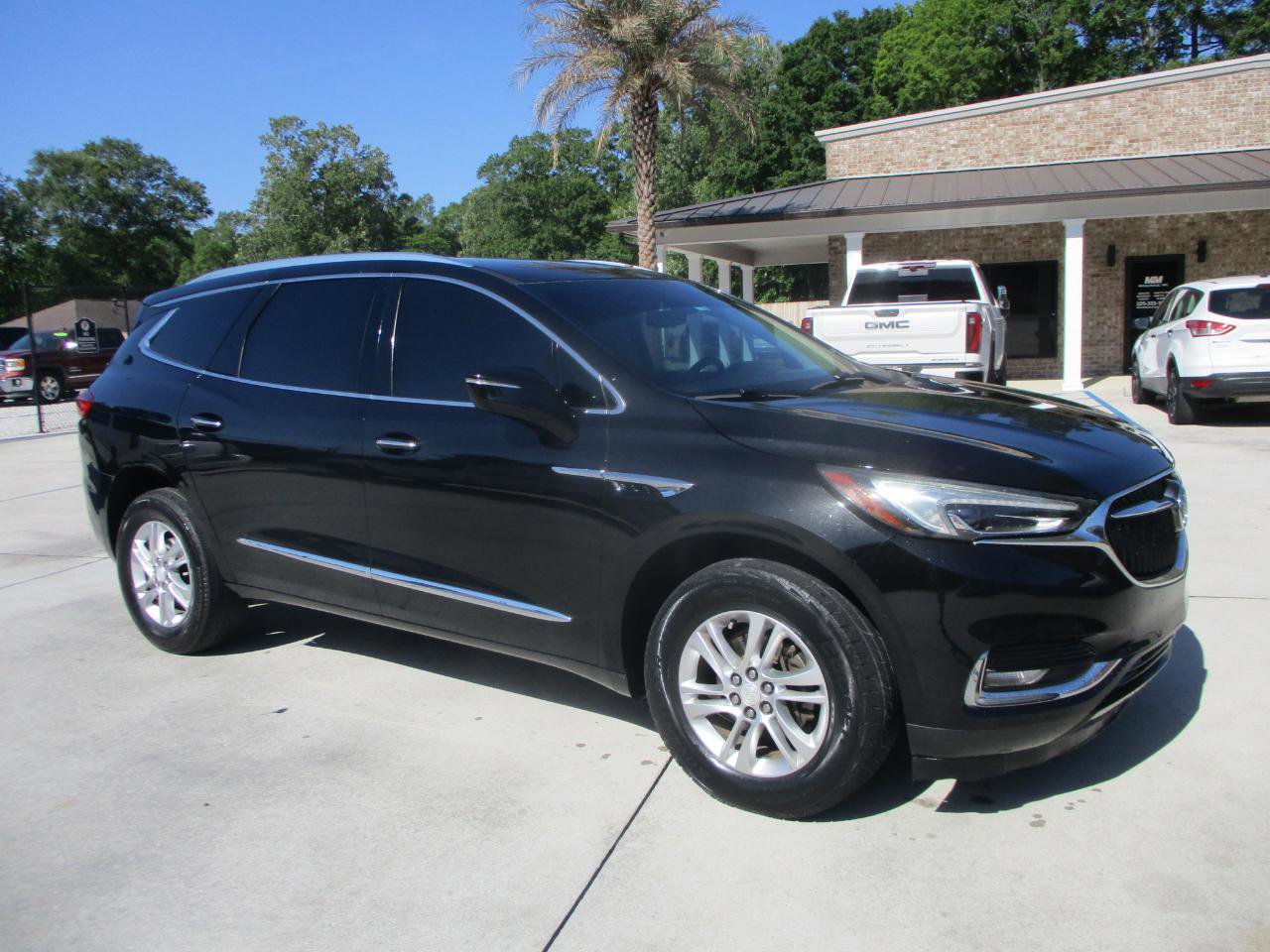 Used 2018 Buick Enclave Essence FWD image 21