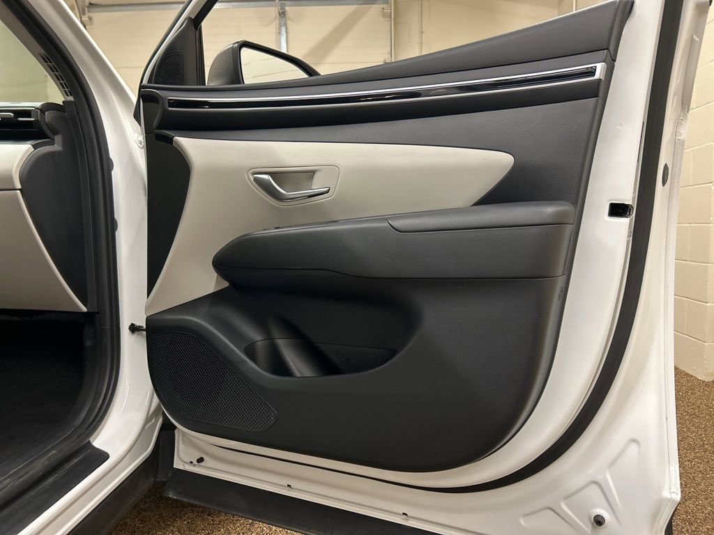 Used 2023 Hyundai Tucson SEL AWD/4WD image 16