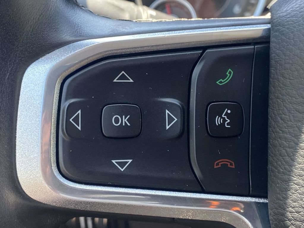 Used 2019 RAM 1500 Laramie AWD/4WD image 32