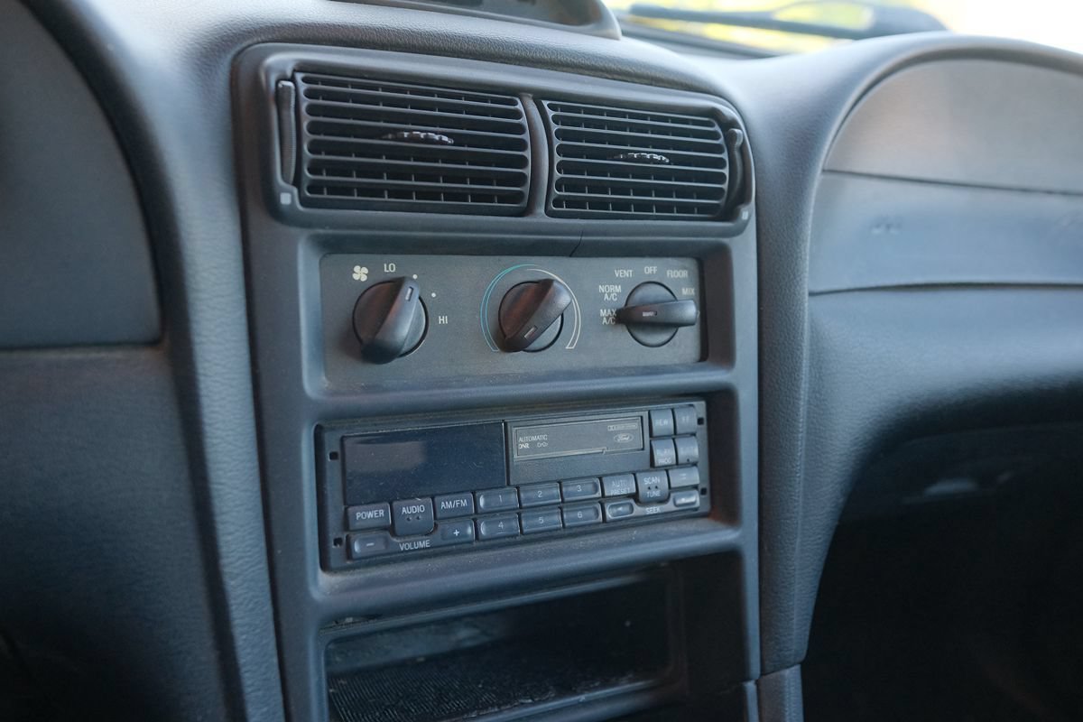 Used 1995 Ford Mustang GT RWD image 18