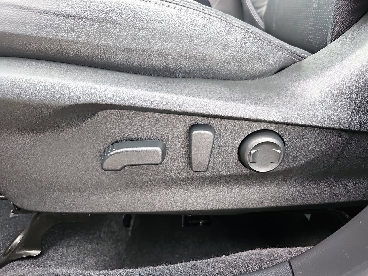 Certified 2024 Subaru Forester Limited AWD/4WD image 34