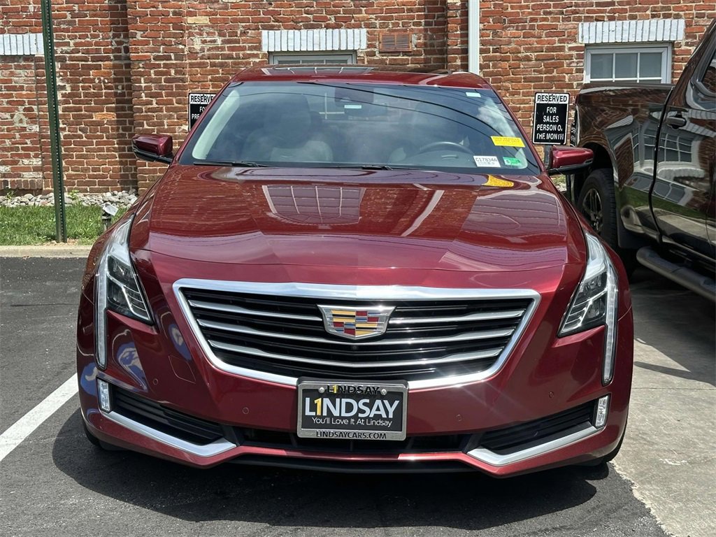 Used 2016 Cadillac CT6 Luxury image 2