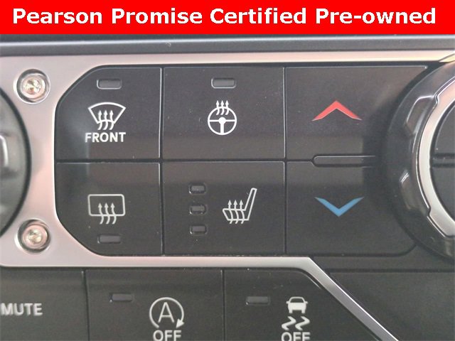 Used 2018 Jeep Wrangler Unlimited Sahara image 21