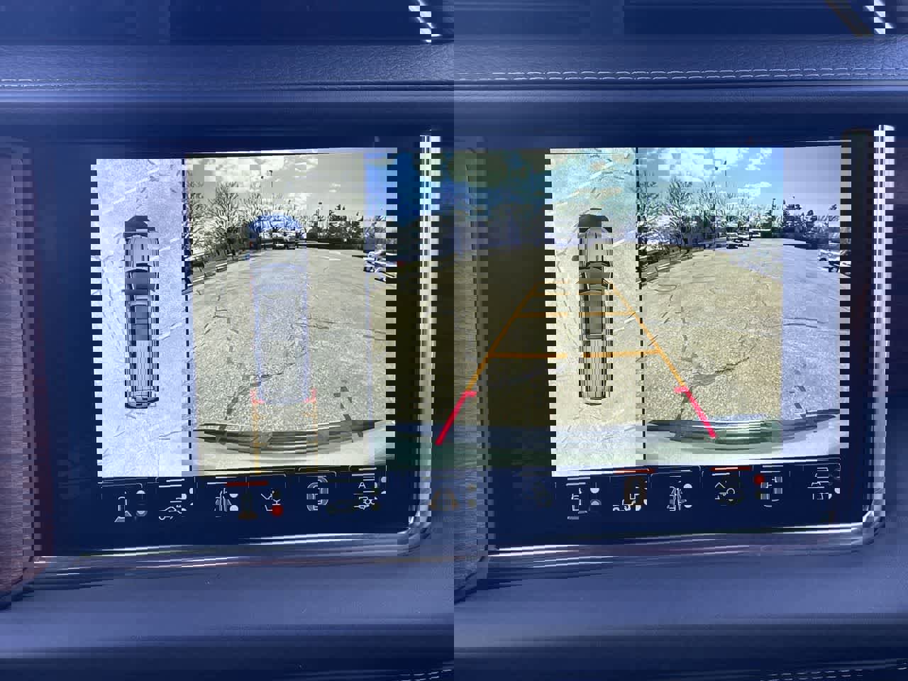 Used 2024 GMC Yukon Denali Ultimate image 31