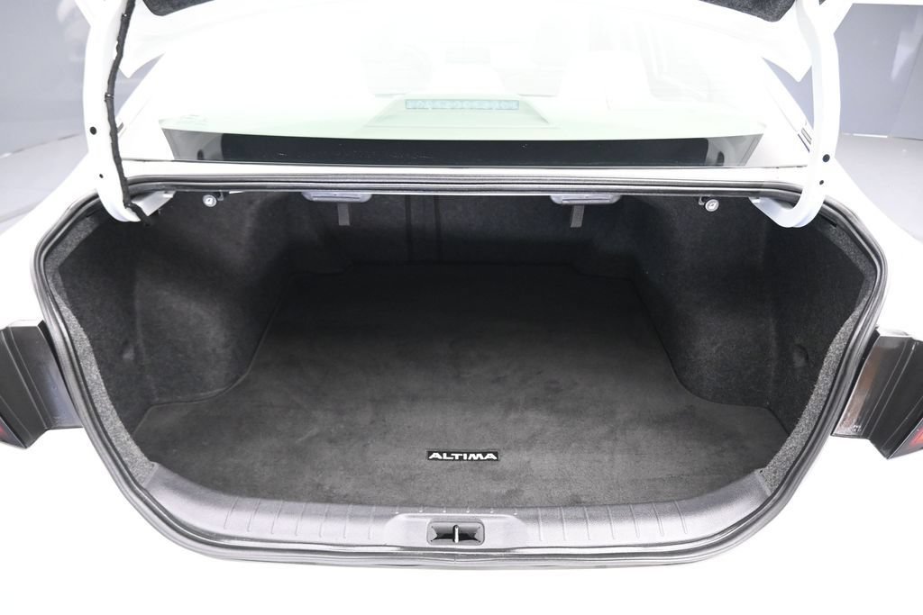 Used 2021 Nissan Altima 2.5 SV FWD image 40