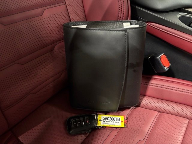 Used 2018 Lexus RC 300 AWD image 33