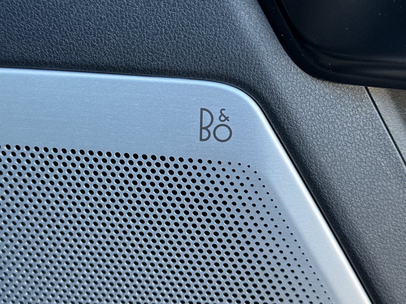 New 2026 Ford F250 Platinum w/ FX4 Off-Road Package image 19