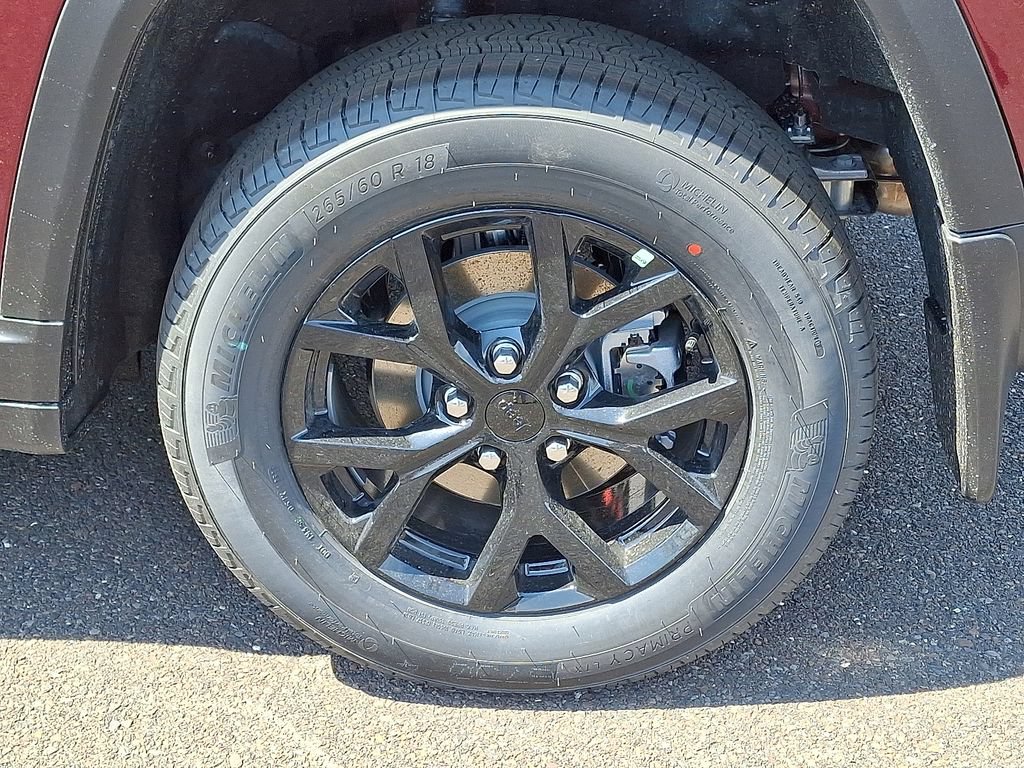 New 2026 Jeep Grand Cherokee Altitude AWD/4WD image 6