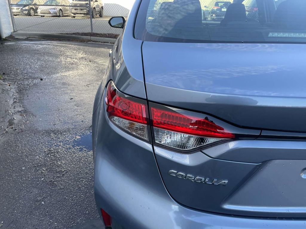 Used 2023 Toyota Corolla LE image 19