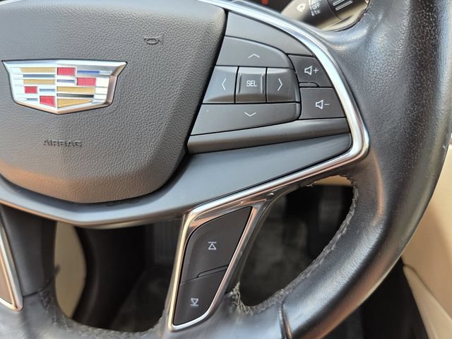Used 2019 Cadillac XT5 FWD image 25