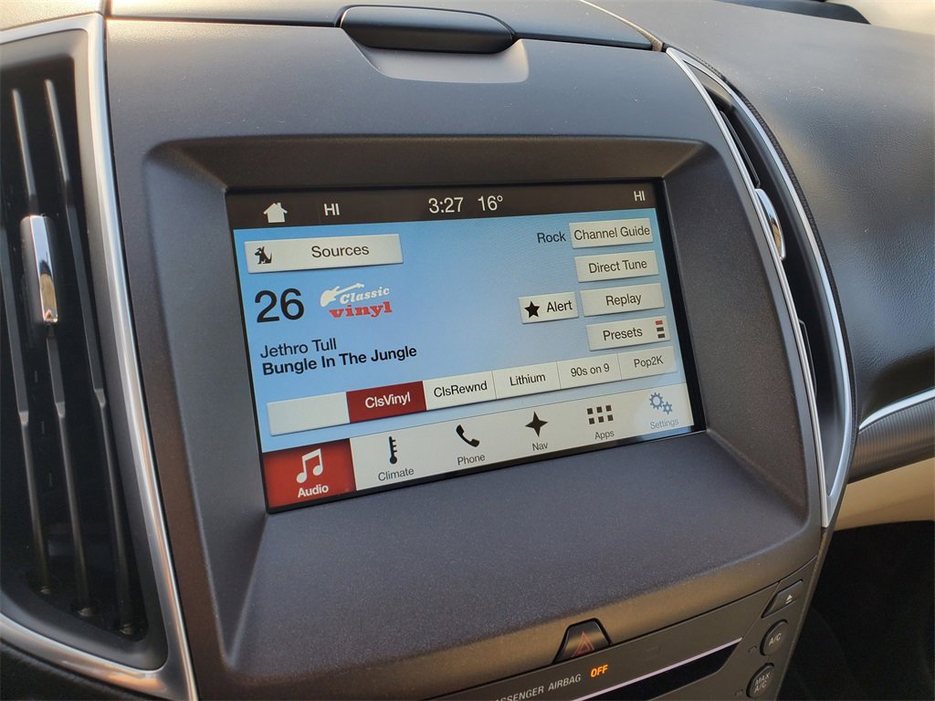 Used 2016 Ford Edge Titanium w/ Equipment Group 301A image 22