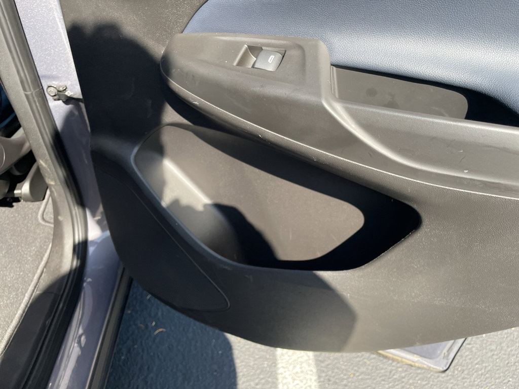 Used 2023 Chevrolet Bolt EUV LT w/ Convenience Package FWD image 46