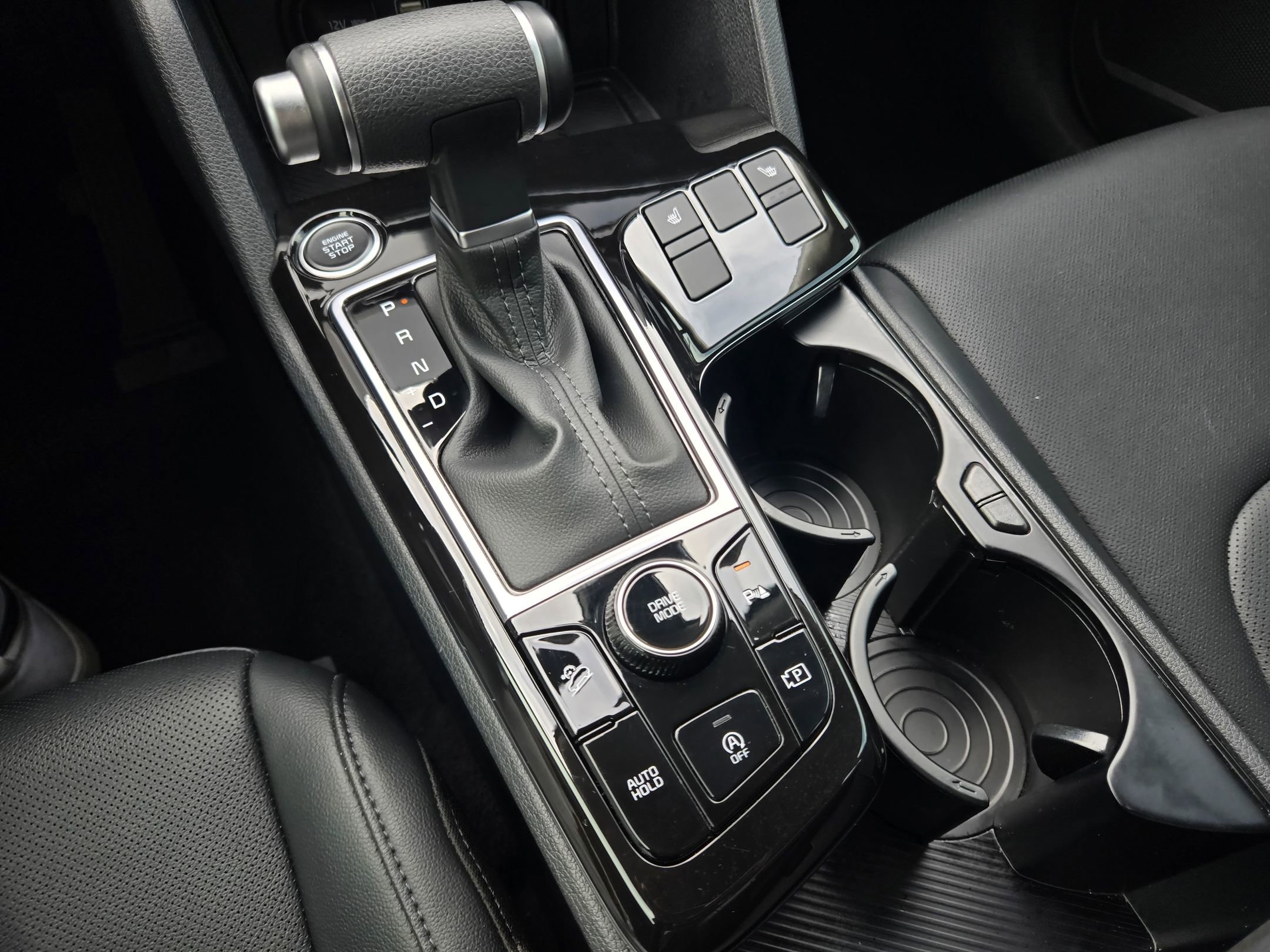 Used 2025 Kia Sportage EX image 30