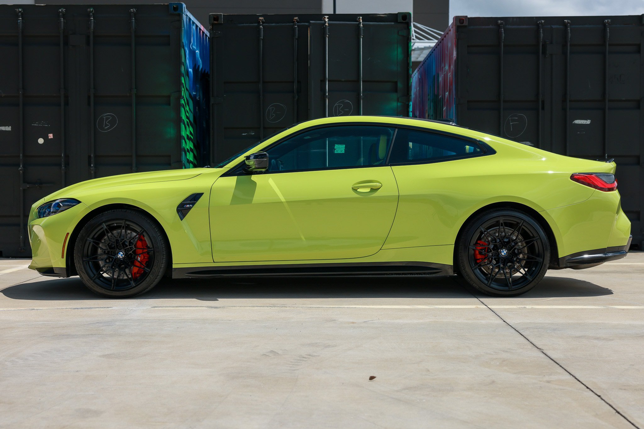 Used 2021 BMW M4 Coupe w/ Executive Package RWD image 4