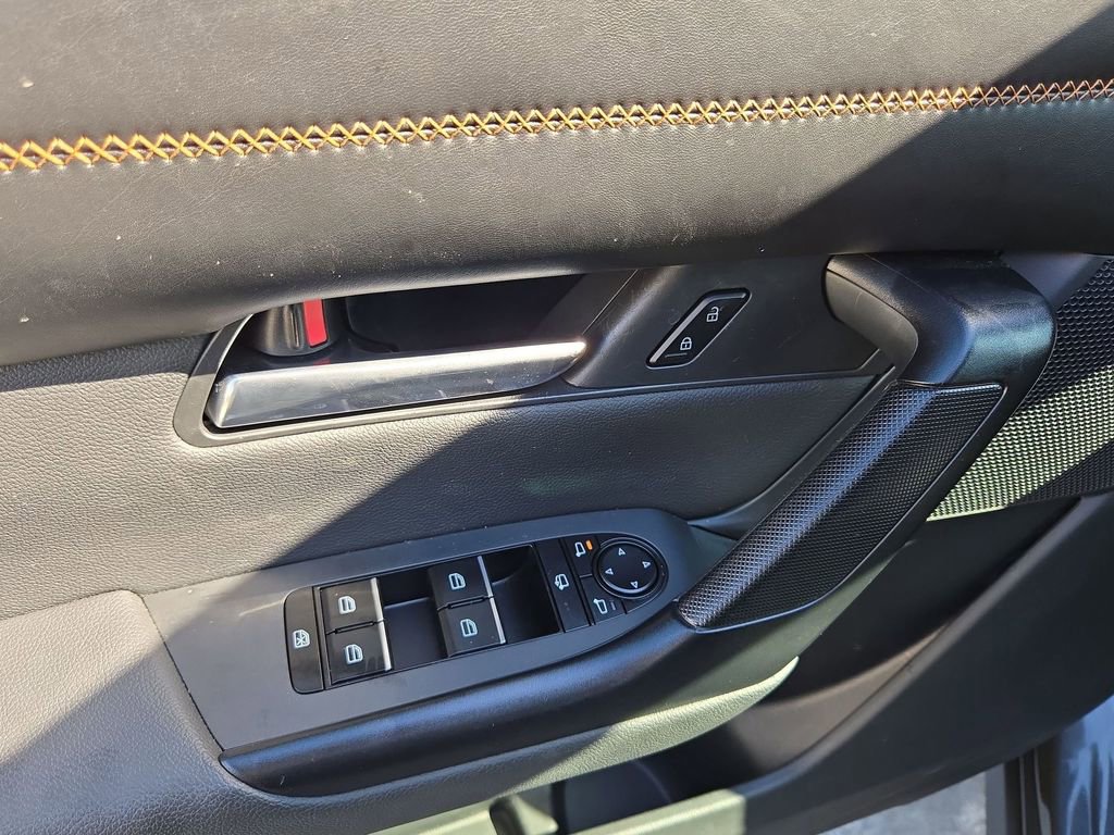 Used 2025 MAZDA CX-50 AWD 2.5 S w/ Premium Plus Pkg image 14