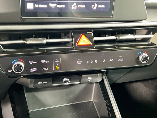 New 2026 Kia Niro LX image 15