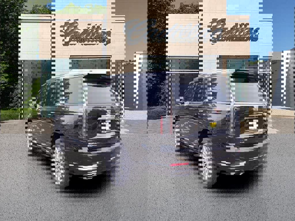 New 2026 Cadillac Escalade Luxury w/ Touring Package image 3