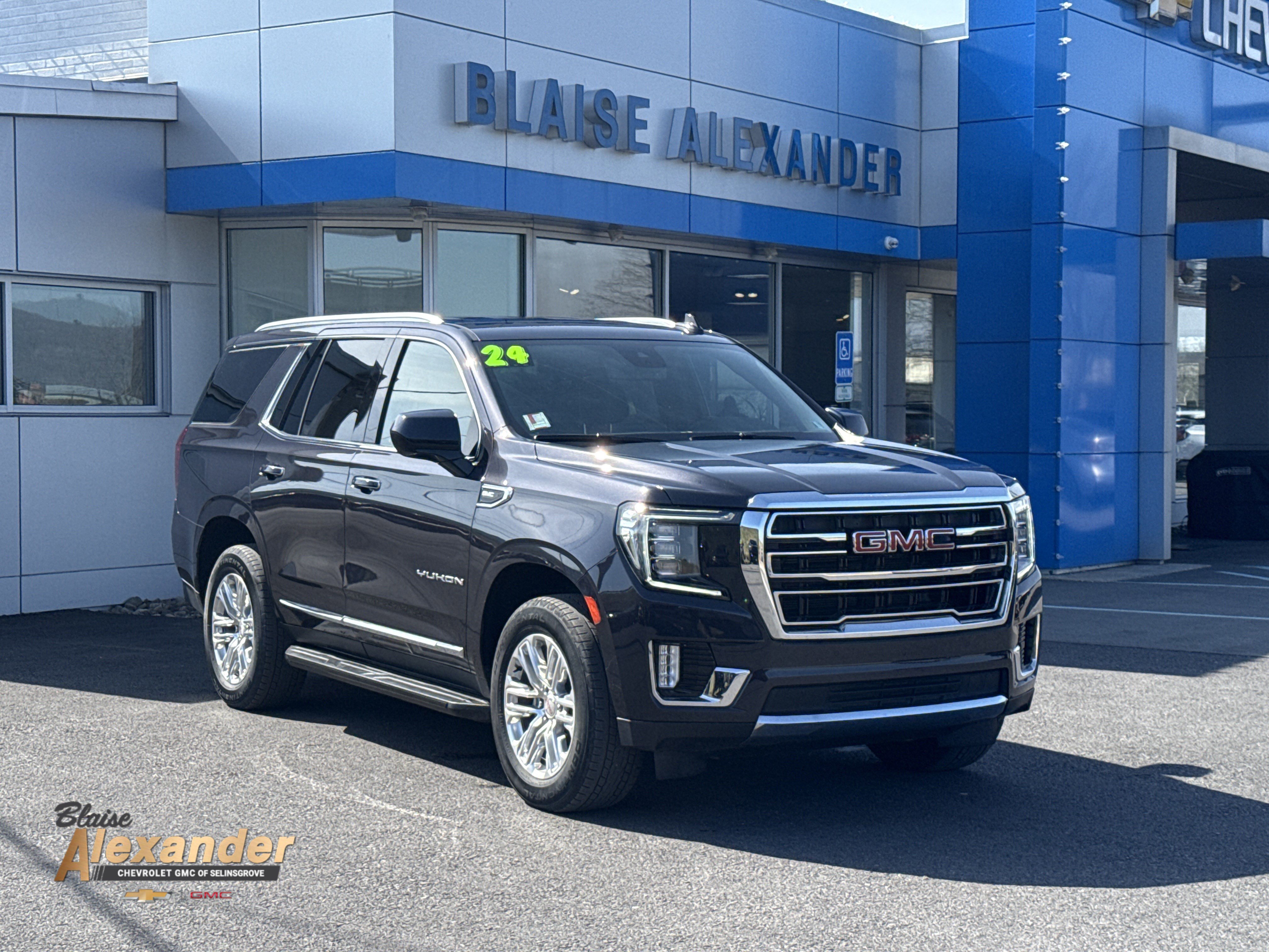 Used 2024 GMC Yukon SLT