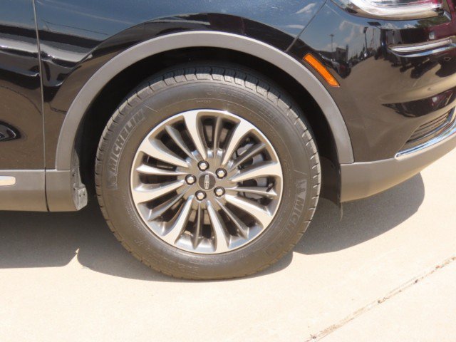 Certified 2023 Lincoln Nautilus AWD w/ Premium Package image 7